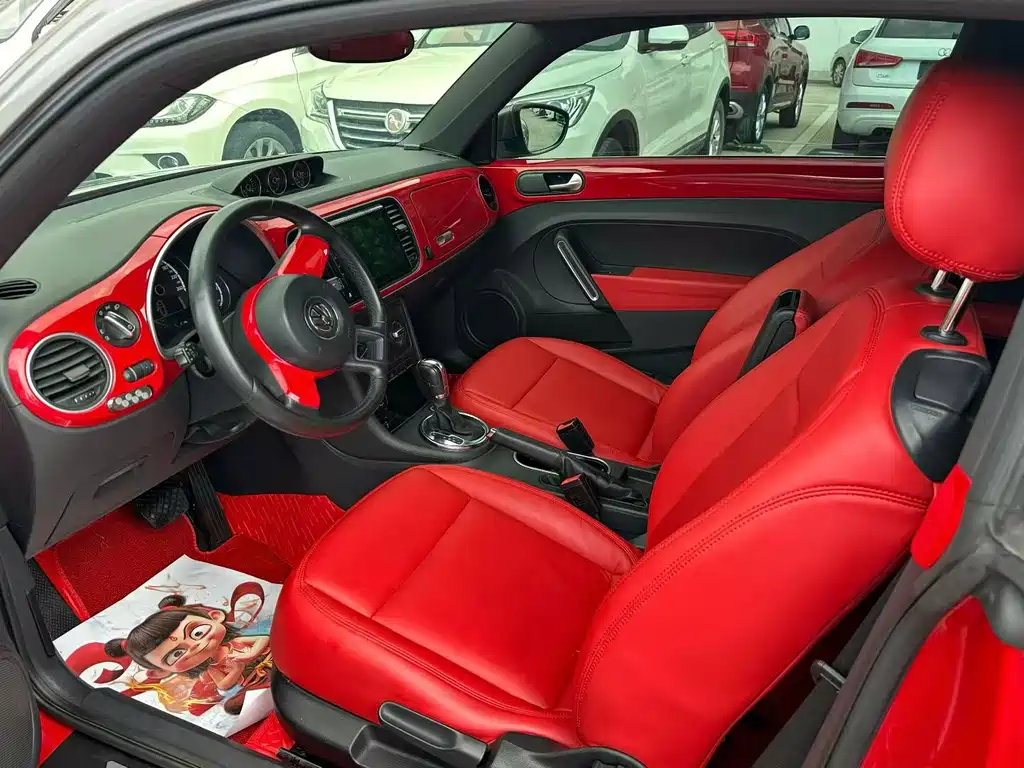 Beetle 甲壳虫 2013款 1.4 TSI Fender摇滚版