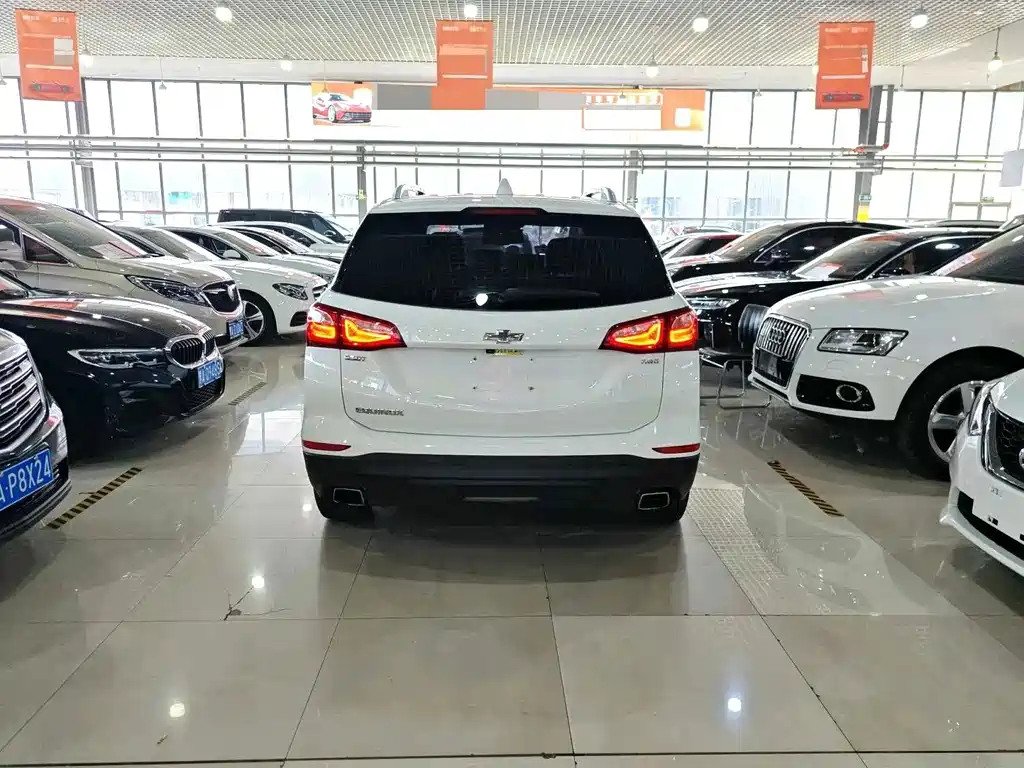 Equinox 探界者 2018款 RS 550 T 自动四驱捍界版
