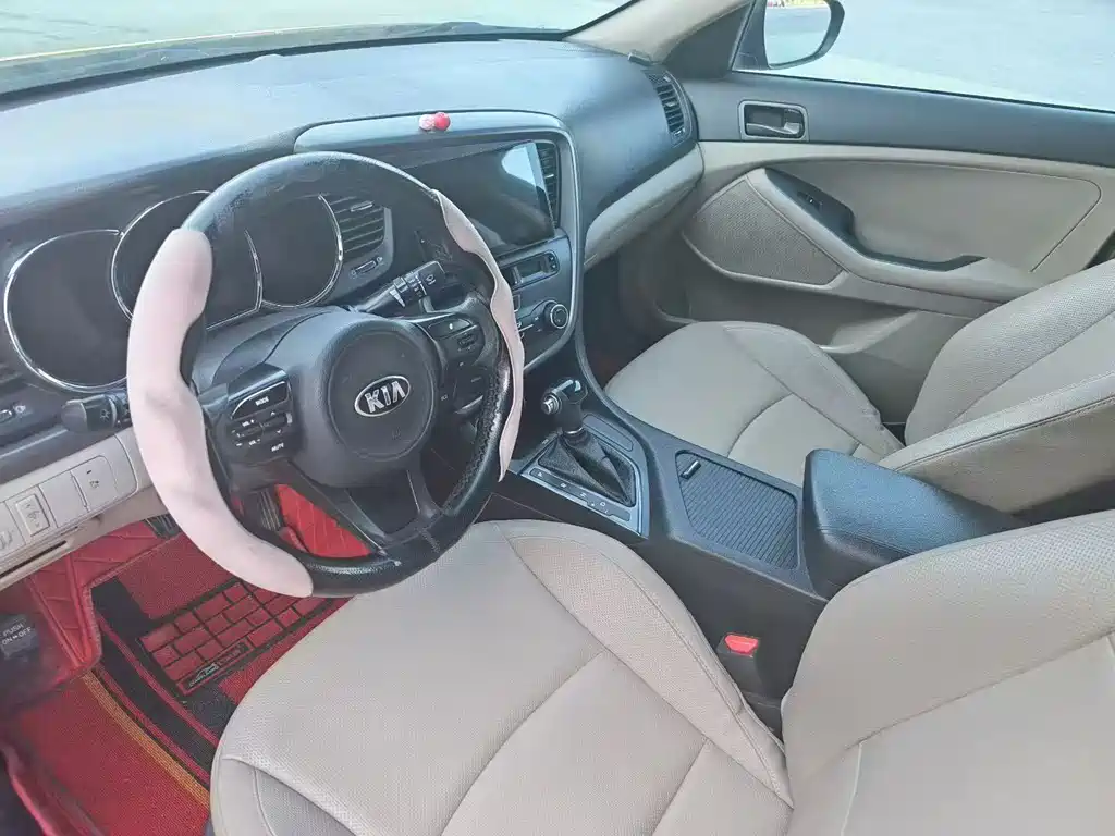 Kia K5 2.0 L Auto GL