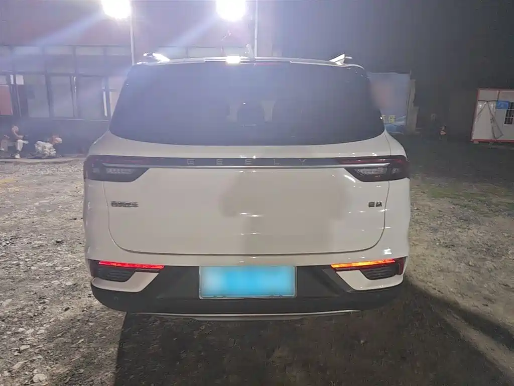 Haoyue 1.8 TD DCT Luxury 7-seat