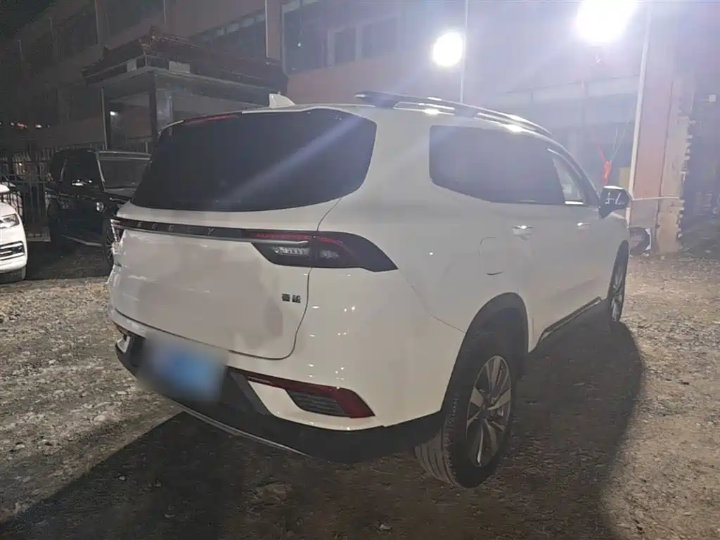 Haoyue 1.8 TD DCT Luxury 7-seat