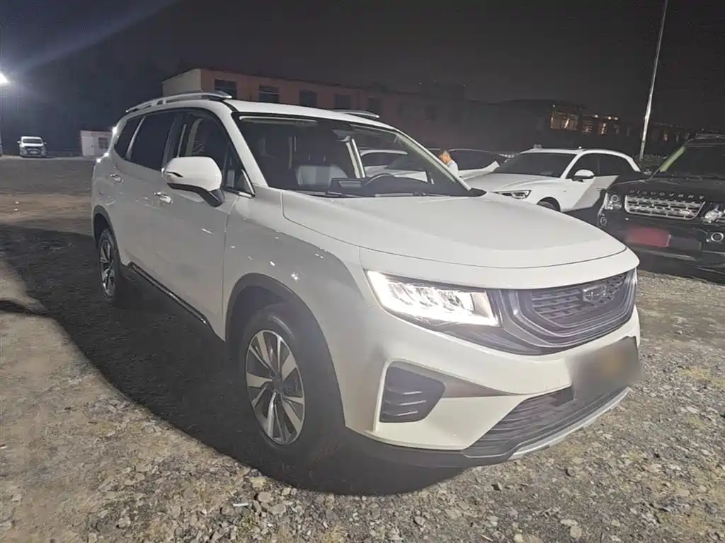 Haoyue 1.8 TD DCT Luxury 7-seat