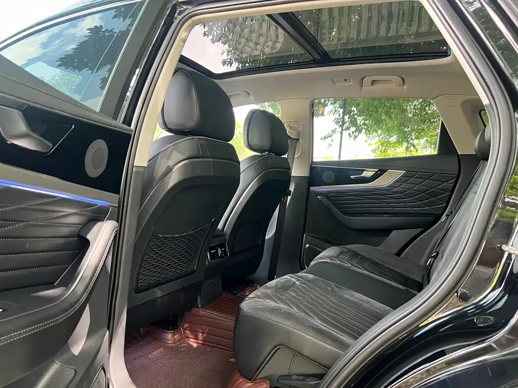 Hongqi HS5 Facelift 2.0 T Connected Flagship Enjoyment