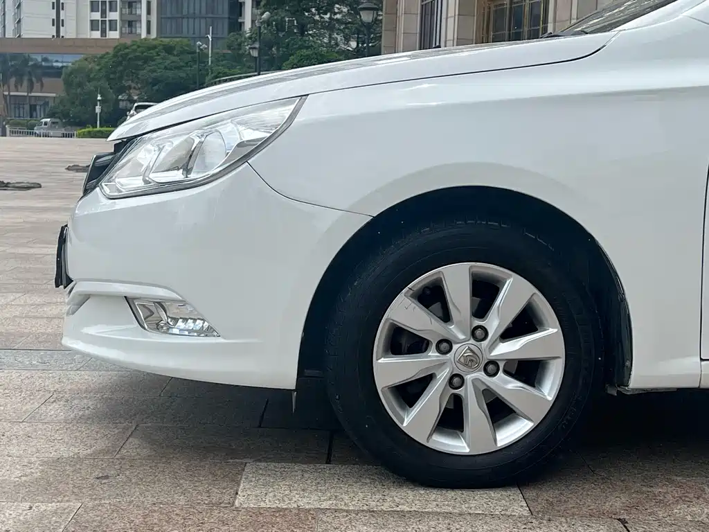 Baojun 630 宝骏630 2014款 1.5 L 自动舒适型