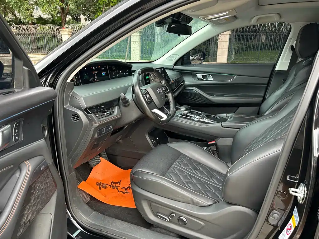 Changan UNI-K 2.0 T AWD Distinguished