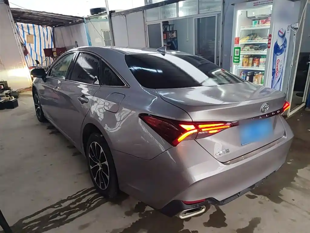 Avalon 2.0 L Select