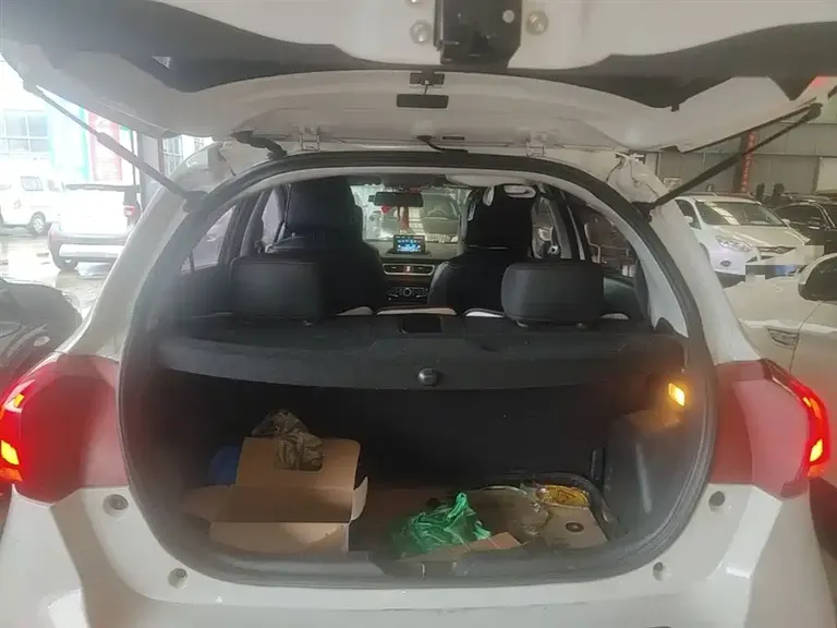 Haval H1 哈弗H1 2017款 蓝标 1.5 L 手动豪华型
