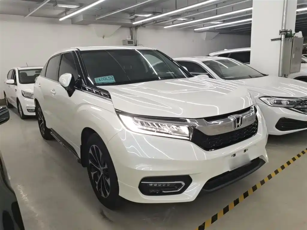 Avancier 240 TURBO 2 WD Premium