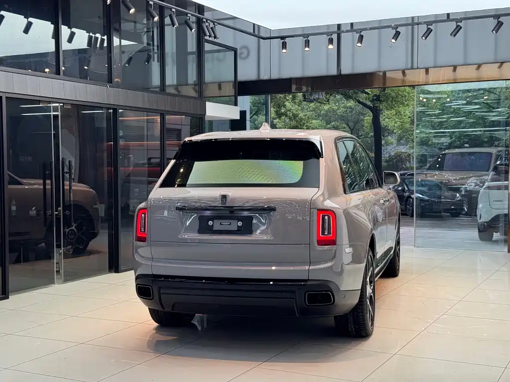 Cullinan 4-seat