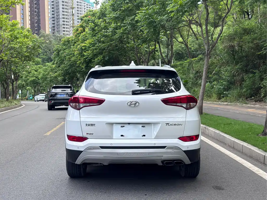 Tucson 1.6 T DCT 2 WD Intelligent