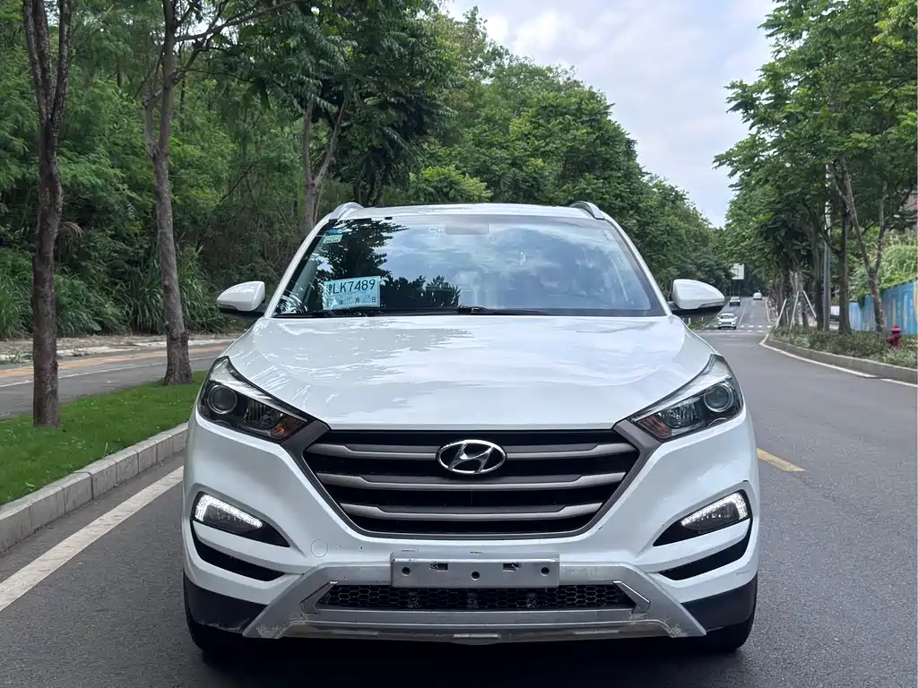 Tucson 1.6 T DCT 2 WD Intelligent