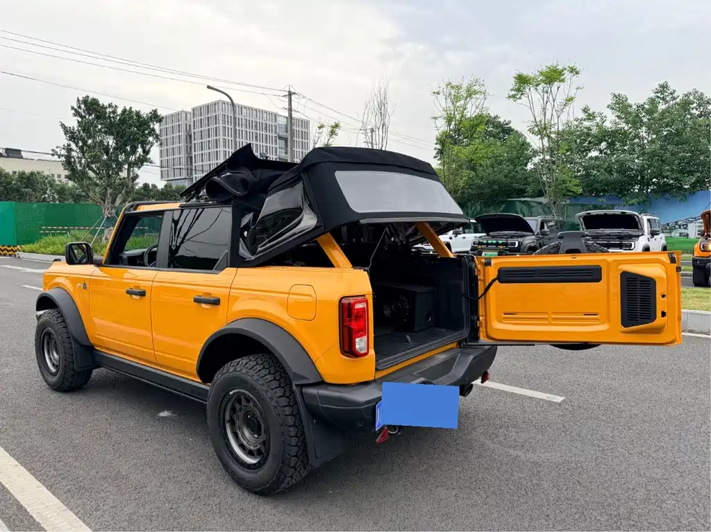 Ford Bronco 2.3 T Badlands