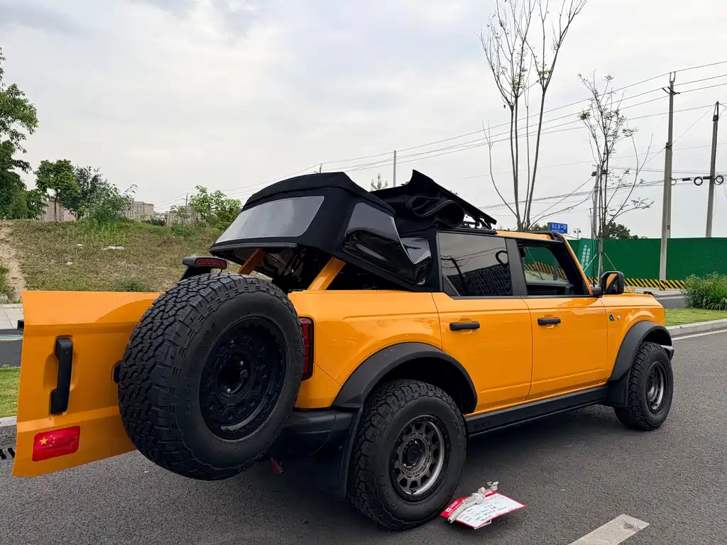 Ford Bronco 2.3 T Badlands