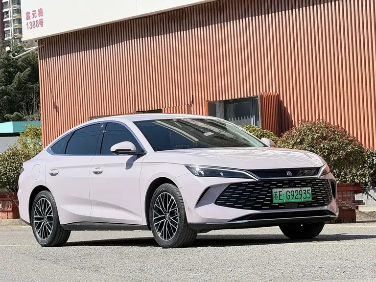 BYD Qin L DM-i 120 KM Outstanding