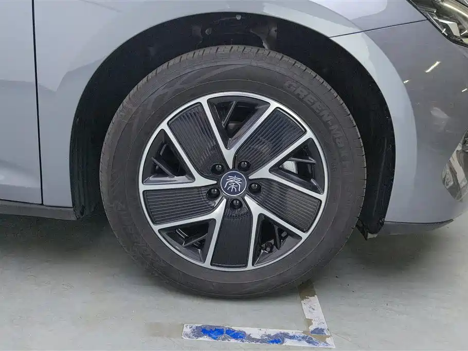 Qin L DM-i 120 KM Transcend