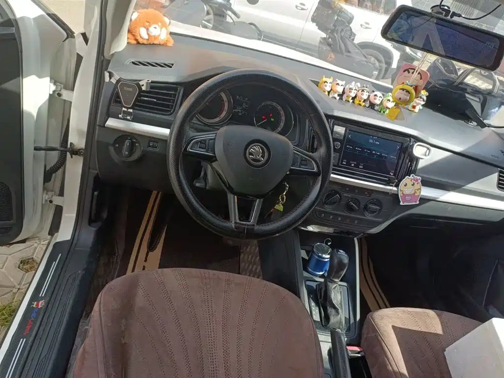 Kamiq 1.5 L Auto Standard CN-VI