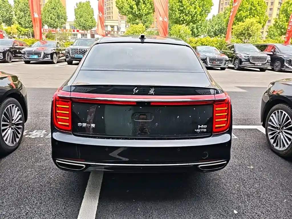 Hongqi H9 2.0 T Connected Flagship Enjoyment