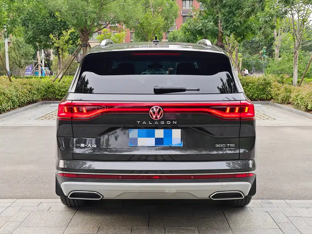 Talagon 380 TSI 4 WD Flagship Victory Realm 7-seat