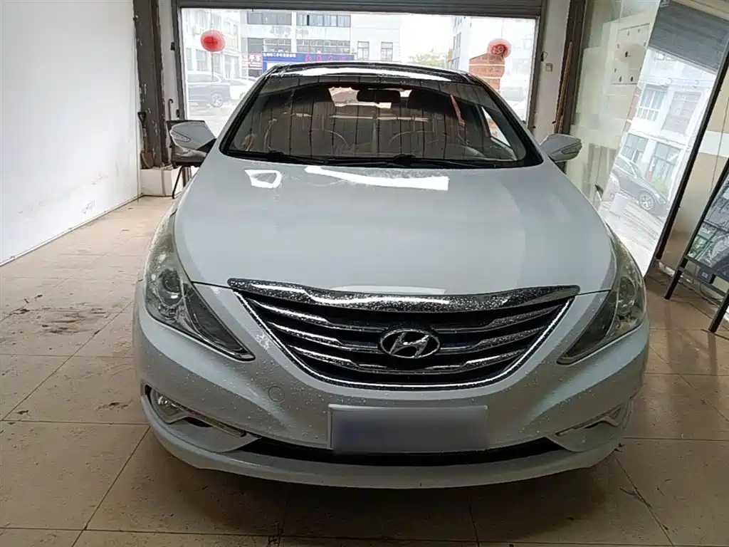 Sonata 2.0 L Auto Luxury