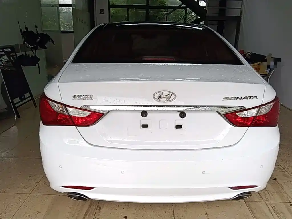Sonata 2.0 L Auto Luxury