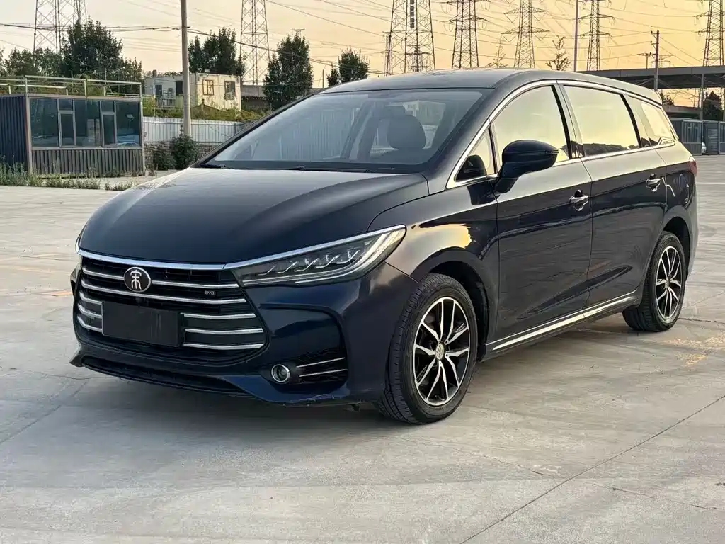 Song MAX 1.5 T Auto Connected Elite 7-seat