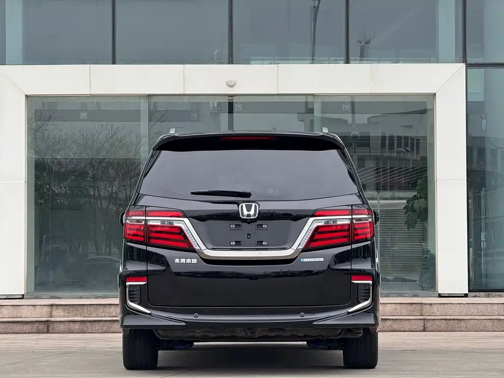 Elysion 2.0 L Hybrid Luxury