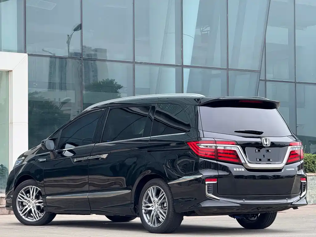 Elysion 2.0 L Hybrid Luxury
