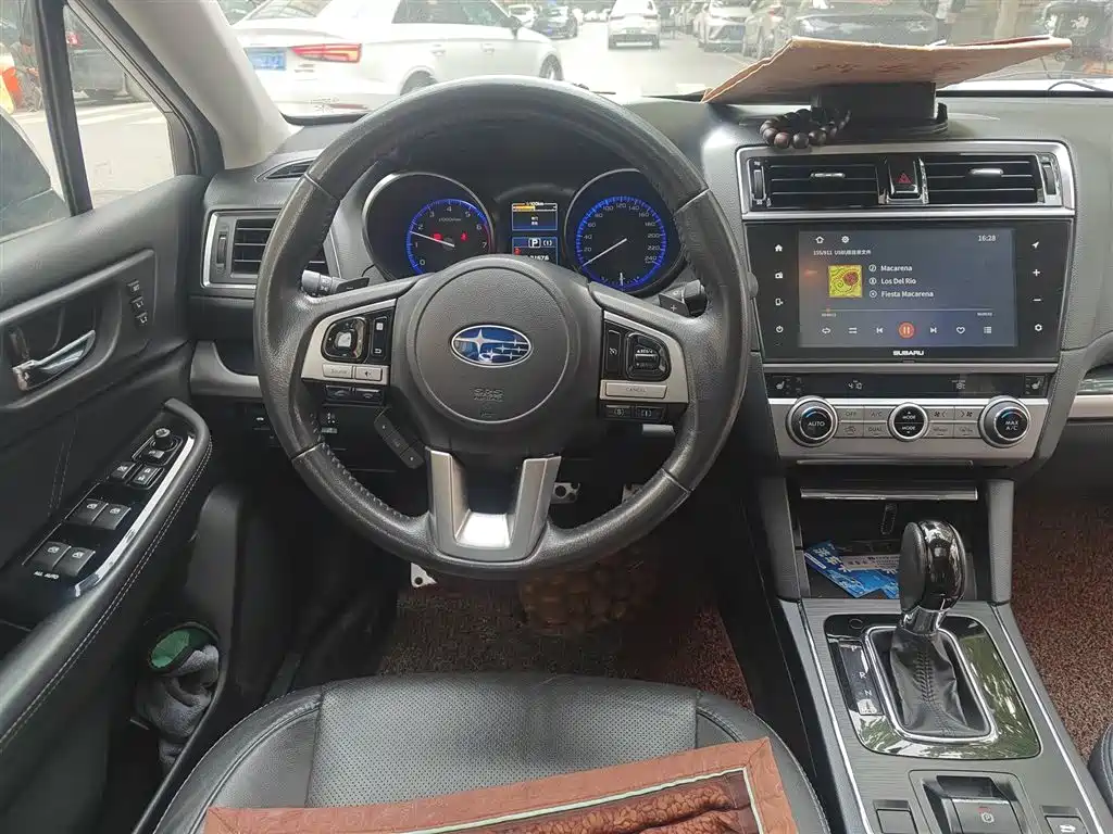 Legacy 2.5 i AWD Glory