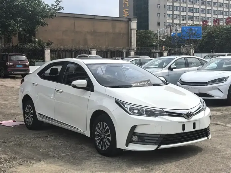 Toyota Corolla Facelift 1.2 T S-CVT GL-i
