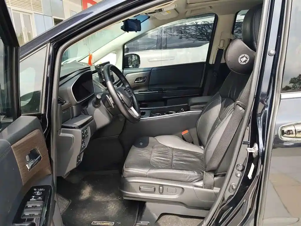 Odyssey 2.0 L e:HEV Sharp· Leading Enjoyment