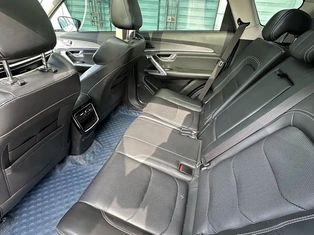 Jetour X70 PLUS 1.6 T DCT Land PRO 5-seat