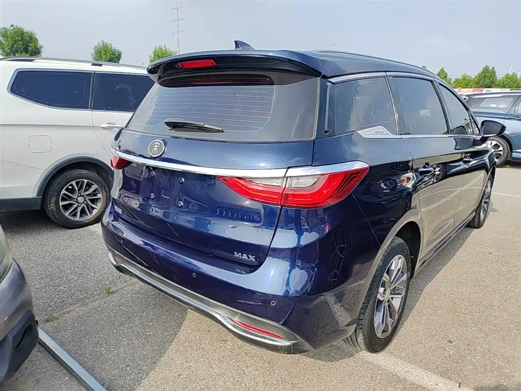 Song MAX 宋MAX 2019款 1.5 T 自动智联睿逸型 6座 国V