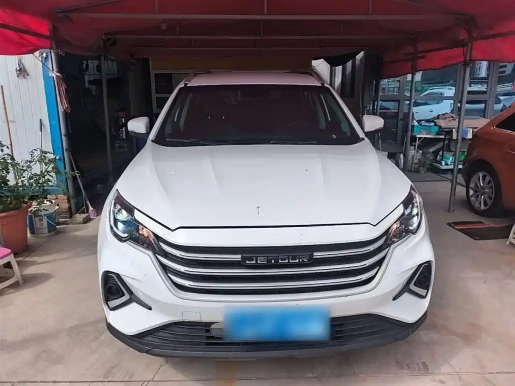 Jetour X70 M 1.5 T Manual Avant-garde Partner 7-seat