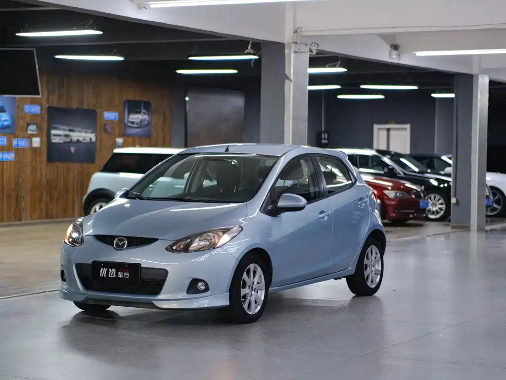 Mazda 2 马自达2 2011款 炫动 1.5 L 自动豪华版