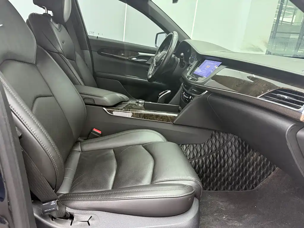 Cadillac CT6 28 T Luxury