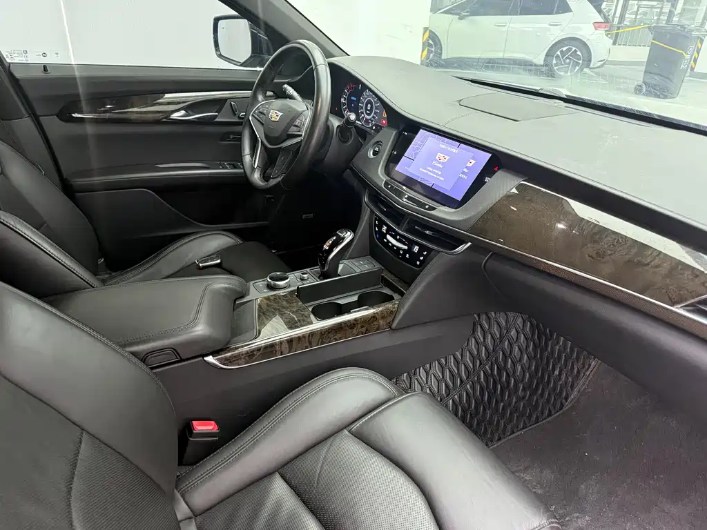 Cadillac CT6 28 T Luxury