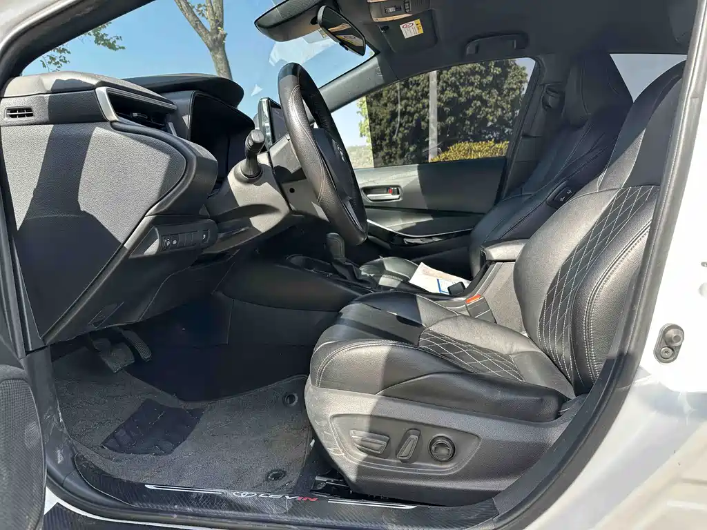 Levin Dual Engine 1.8 H E-CVT Tech