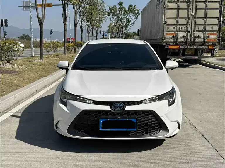 Toyota Levin Dual Engine 1.8 H E-CVT Tech