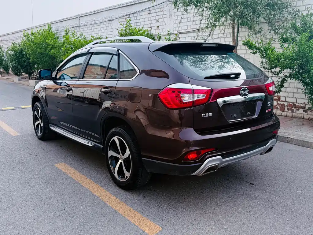 BYD S7 2.0 T Upgraded Auto Distinguished