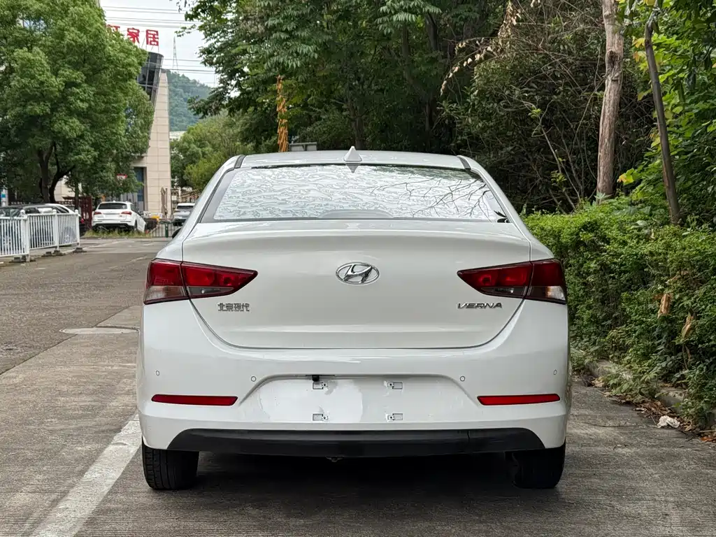 Verna 1.4 L Auto Cool GLS
