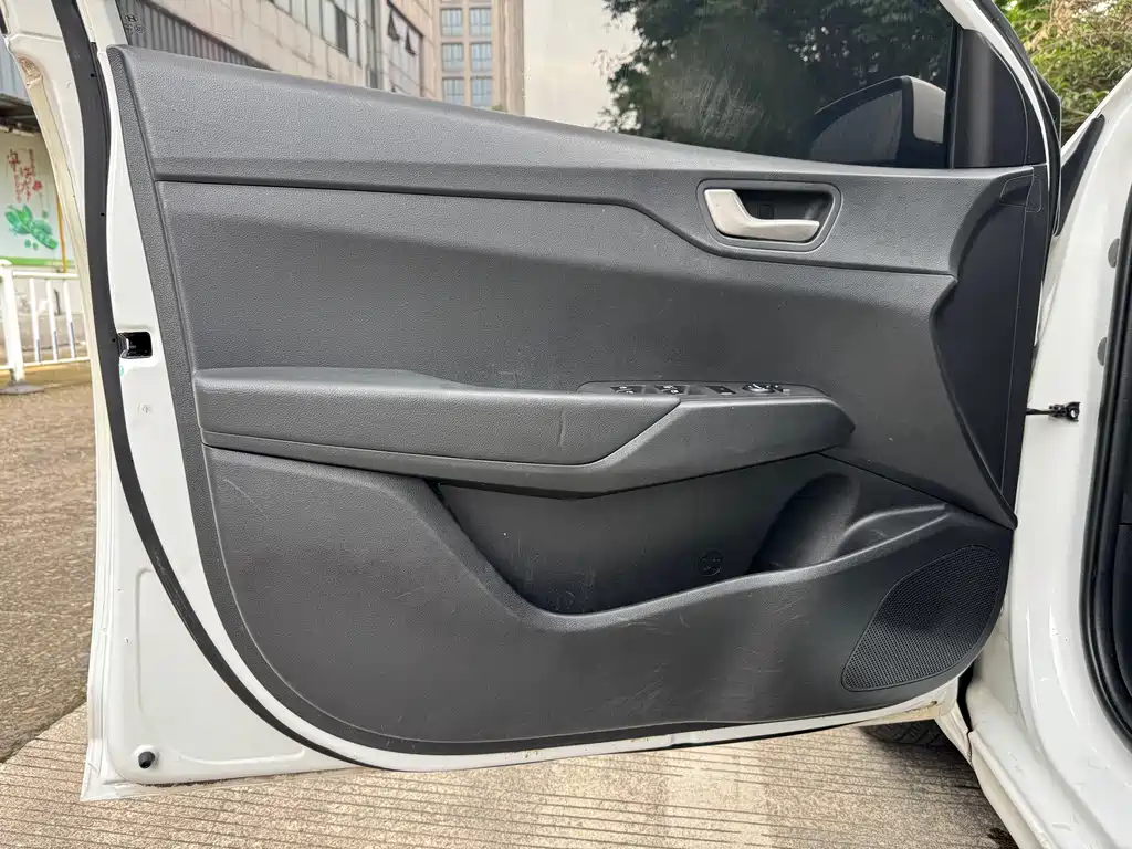 Verna 1.4 L Auto Cool GLS