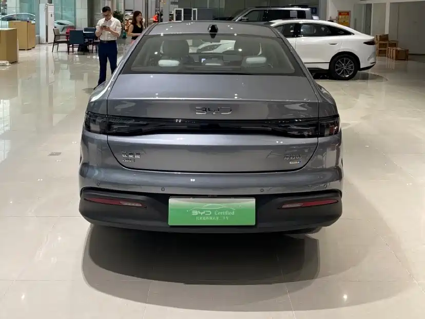 Seal 05 DM-i DM-i Smart Drive 120 KM Flagship