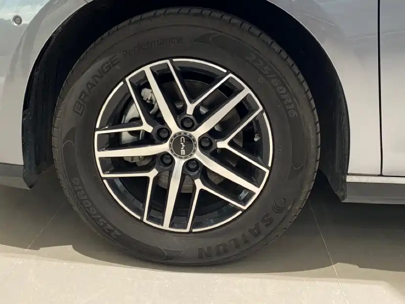 Seal 05 DM-i DM-i Smart Drive 120 KM Flagship