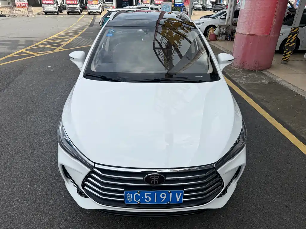 Song MAX 1.5 T Auto Connected Elite 7-seat