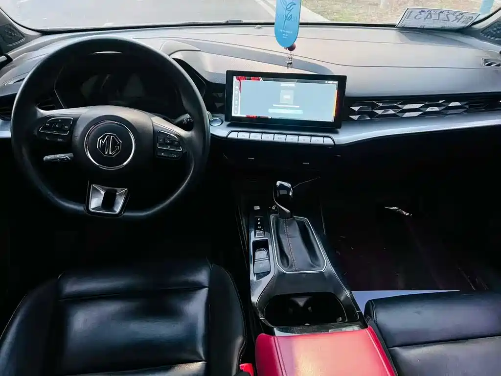 MG5 300 TGI DCT Youth Luxury Grand Enjoyment