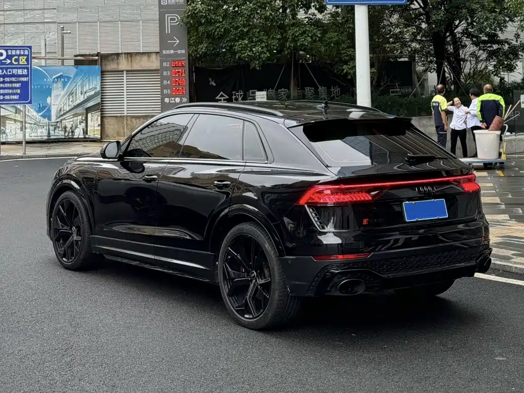 Audi RS Q8 RS Q8 4.0 T