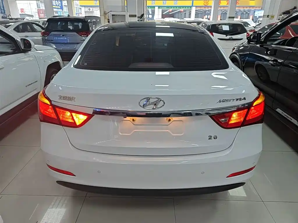Mistra 1.8 L Auto Intelligent GLS