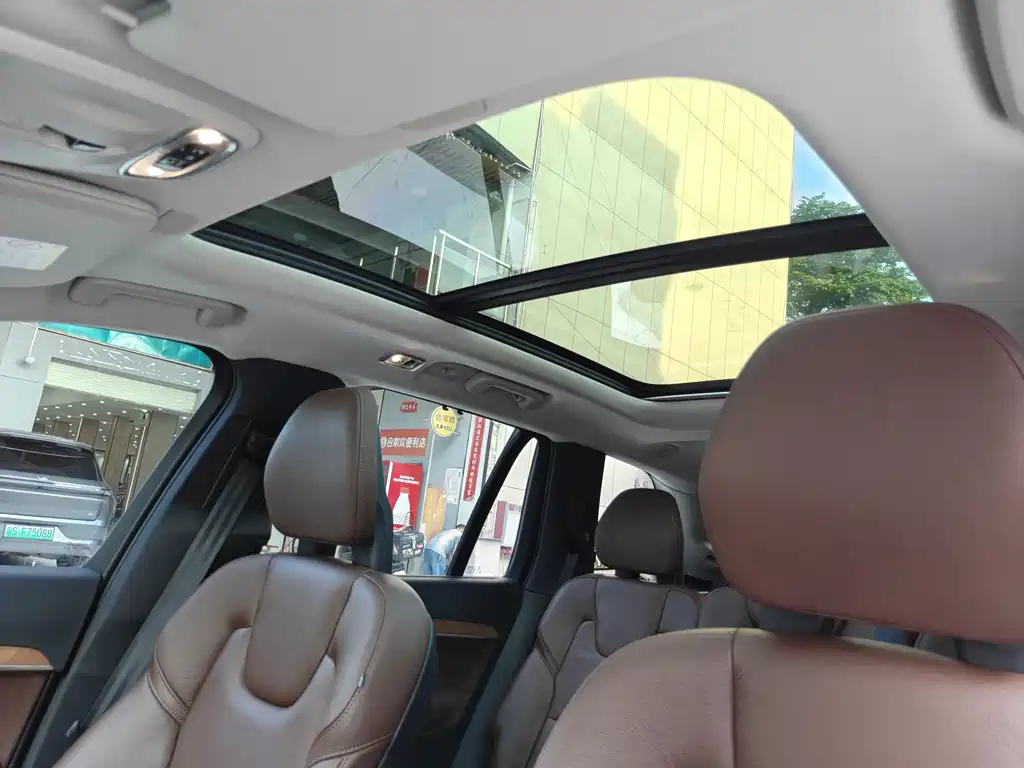 Volvo XC90 Facelift T6 Smart Ease Luxury 7-seat
