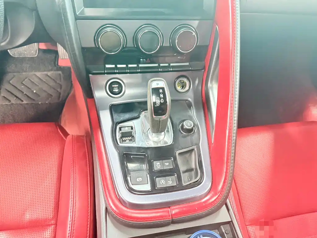 Jaguar F-TYPE 2.0 T Hardtop