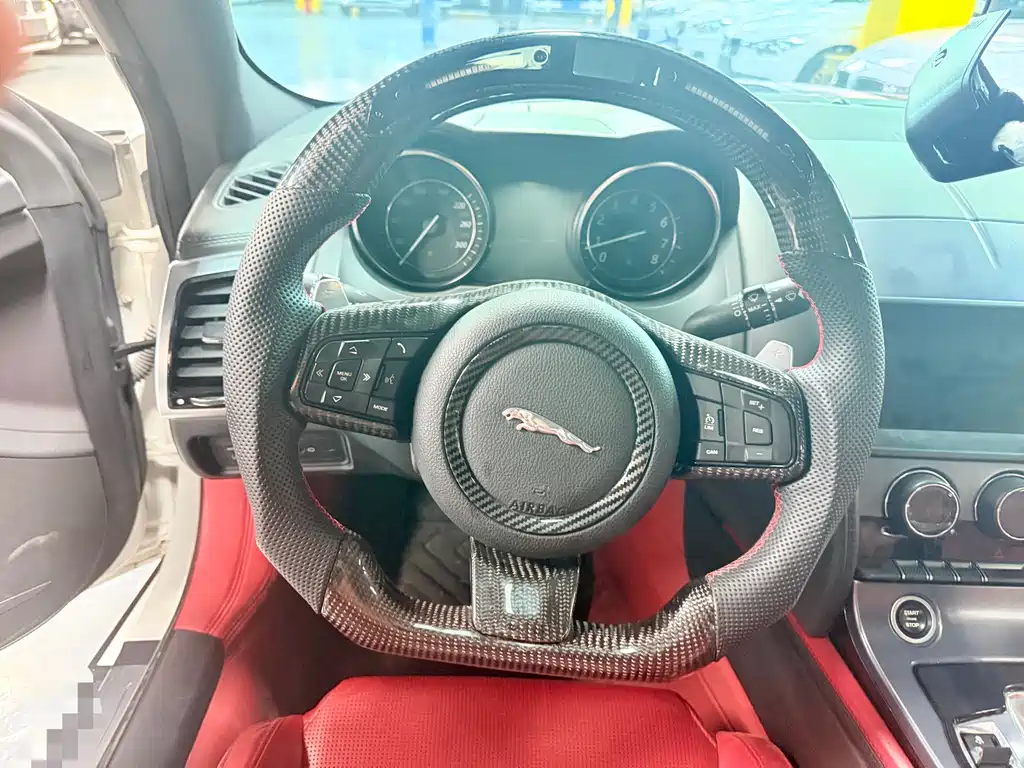 Jaguar F-TYPE 2.0 T Hardtop